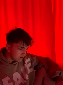 zbpilkarze18 online show from November 2025 03:38:01 AM