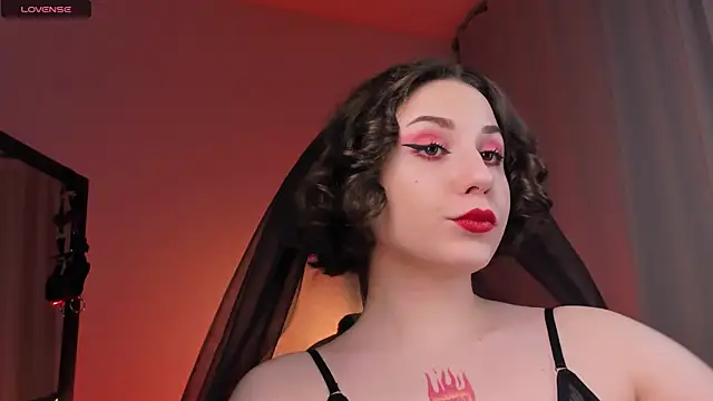 Snapshot of Eva_Moss_ chatting on February 2025 08:47:02 PM Eva Moss online show from February 2025 08:47:02 PM