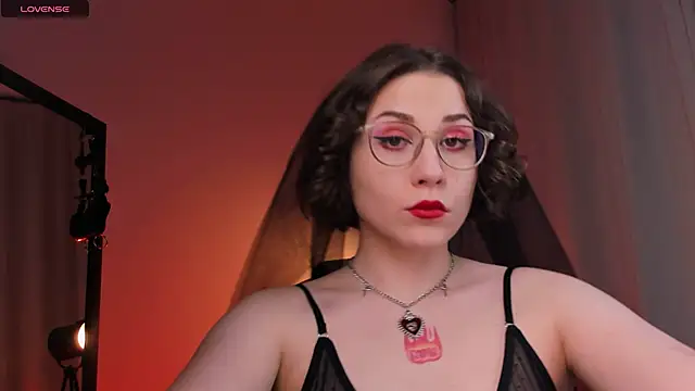 Snapshot of Eva_Moss_ chatting on February 2025 12:35:02 AM Eva Moss online show from February 2025 12:35:02 AM