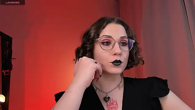 Snapshot of Eva_Moss_ chatting on February 2025 12:49:01 AM Eva Moss online show from February 2025 12:49:01 AM