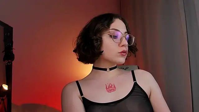 Snapshot of Eva_Moss_ chatting on February 2025 09:24:02 PM Eva Moss online show from February 2025 09:24:02 PM