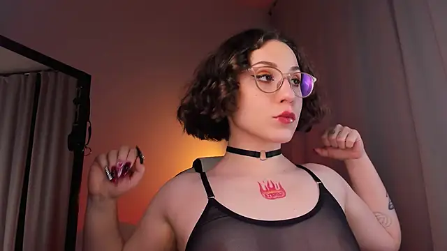 Snapshot of Eva_Moss_ chatting on March 2025 09:26:02 PM Eva Moss online show from March 2025 09:26:02 PM