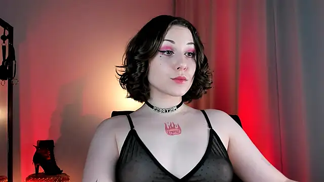 Snapshot of Eva_Moss_ chatting on October 2025 02:39:02 PM Eva Moss online show from October 2025 02:39:02 PM