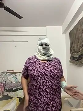 Miss-Jasmine online show from February 2025 04:45:02 PM