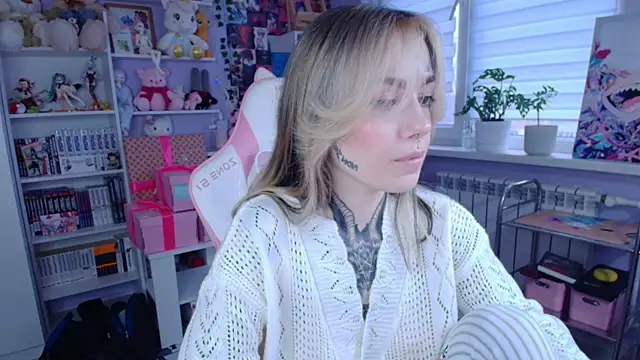 Catharsisi online show from November 2025 12:14:02 PM