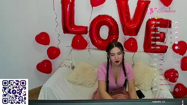 anna elfi online show from February 2025 12:55:01 PM