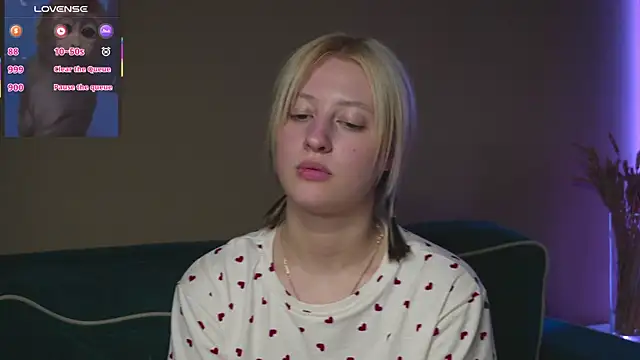 Snapshot of milasmiu chatting on March 2025 11:35:02 PM milasmiu online show from March 2025 11:35:02 PM