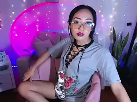 victoria ricci a online show from March 2025 01:02:02 AM