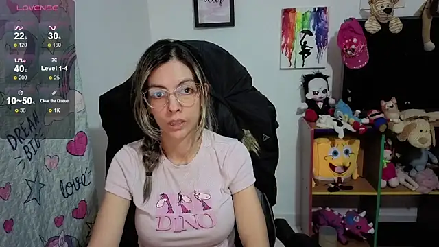 Princezzlove3 online show from November 2025 01:28:01 AM