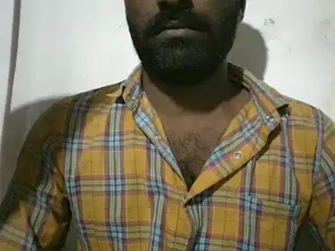 Snapshot of Raja_gamer chatting on January 2025 09:42:01 PM Raja gamer online show from January 2025 09:42:01 PM