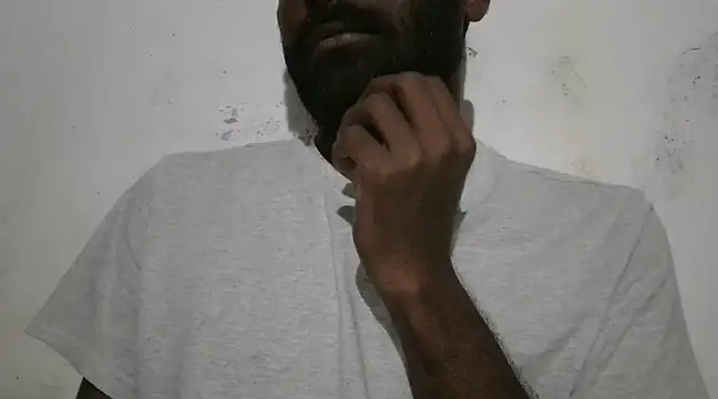 Snapshot of Raja_gamer chatting on January 2025 06:43:02 AM Raja gamer online show from January 2025 06:43:02 AM