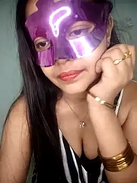 Snapshot of Babbyy_doll chatting on February 2025 10:42:01 PM Babbyy doll online show from February 2025 10:42:01 PM