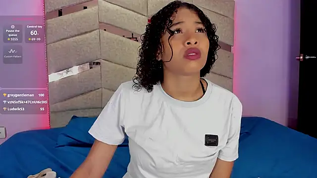 BrigitteRoy  online show from October 2025 02:52:01 AM