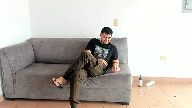 Snapshot of blueroom_party chatting on March 2025 01:53:01 PM blueroom party online show from March 2025 01:53:01 PM