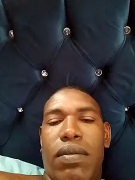 Elnegro28 online show from October 2025 04:08:02 PM