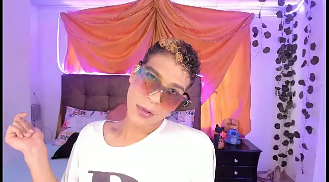 Ethan Boyy online show from March 2025 06:07:01 PM