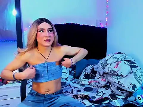 Snapshot of Georgina_Giio chatting on October 2025 07:15:01 AM Georgina Giio online show from October 2025 07:15:01 AM