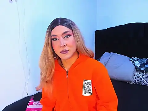 Snapshot of Georgina_Giio chatting on October 2025 09:21:02 PM Georgina Giio online show from October 2025 09:21:02 PM