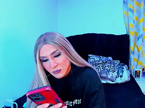 Snapshot of Georgina_Giio chatting on November 2025 01:48:02 AM Georgina Giio online show from November 2025 01:48:02 AM