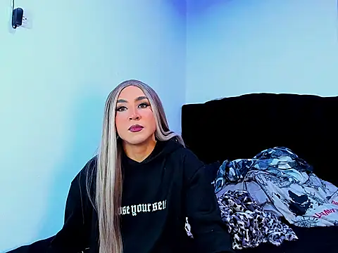 Snapshot of Georgina_Giio chatting on November 2025 06:45:01 AM Georgina Giio online show from November 2025 06:45:01 AM