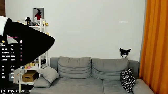 Snapshot of EliyaX chatting on October 2025 07:23:01 PM EliyaX online show from October 2025 07:23:01 PM