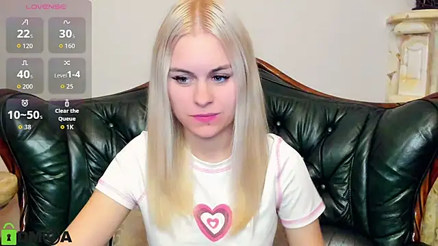 HillEva online show from September 2025 07:50:01 PM