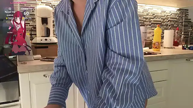 Megan off online show from February 2025 01:11:01 PM