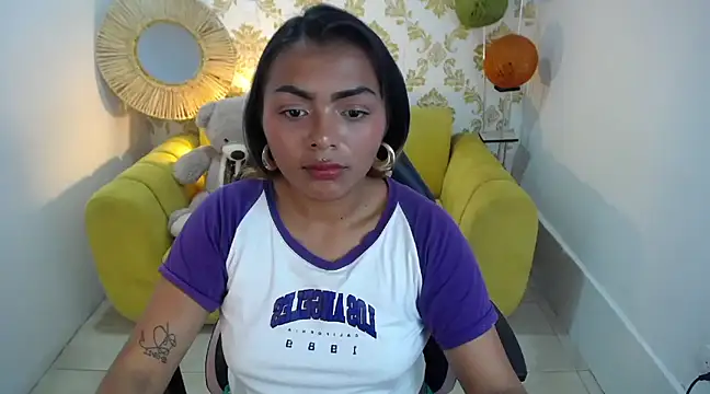 madelein m online show from February 2025 07:25:01 PM