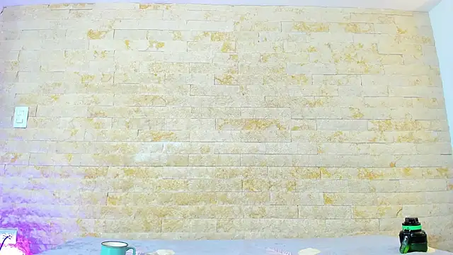 Snapshot of pocahontas_pow chatting on October 2025 12:03:01 PM pocahontas pow online show from October 2025 12:03:01 PM