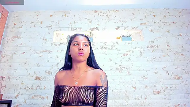 Snapshot of pocahontas_pow chatting on October 2025 12:13:02 PM pocahontas pow online show from October 2025 12:13:02 PM