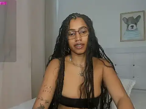 Snapshot of Missangeldust16 chatting on February 2025 03:19:02 PM Missangeldust16 online show from February 2025 03:19:02 PM