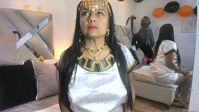 raquell moore online show from October 2025 11:55:02 AM