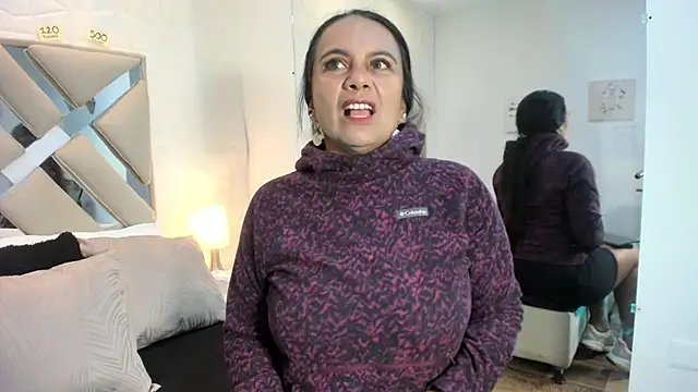 raquell moore online show from November 2025 10:37:02 AM