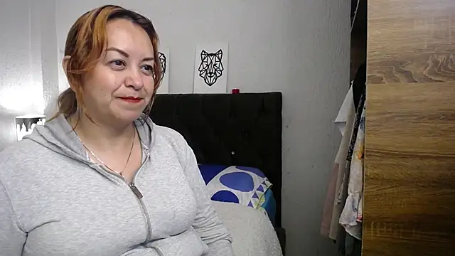 Dalila lust  online show from January 2025 09:50:02 PM