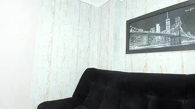 alicia carr online show from January 2025 01:42:01 AM