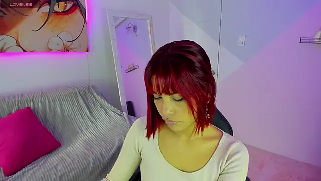 alicia carr online show from October 2025 08:31:01 PM