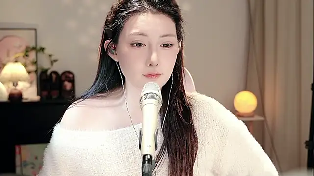 Snapshot of Dou-Dou-er chatting on November 2025 12:49:02 PM Dou-Dou-er online show from November 2025 12:49:02 PM