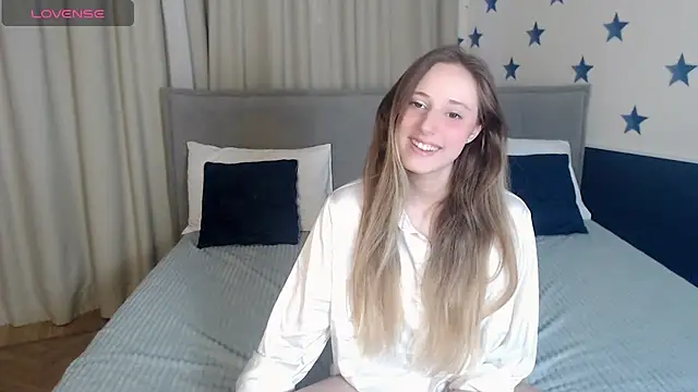 blondyriss online show from February 2025 03:26:01 PM