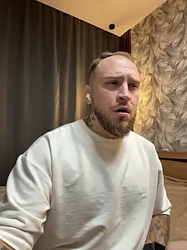 Snapshot of _XxX-XxX_ chatting on October 2025 10:18:02 PM XxX-XxX online show from October 2025 10:18:02 PM