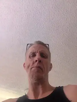 VibeyLovers online show from November 2025 10:08:01 PM