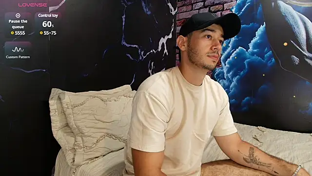 Snapshot of Salvatore_costa chatting on January 2025 06:25:01 PM Salvatore costa online show from January 2025 06:25:01 PM