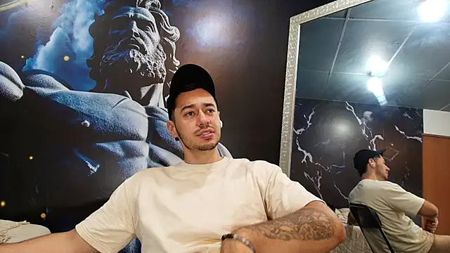 Snapshot of Salvatore_costa chatting on February 2025 12:29:01 AM Salvatore costa online show from February 2025 12:29:01 AM