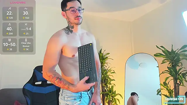 Snapshot of Salvatore_costa chatting on September 2025 03:32:02 AM Salvatore costa online show from September 2025 03:32:02 AM