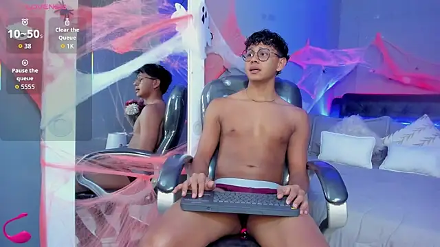 Snapshot of Dawn16_ chatting on October 2025 08:42:01 PM Dawn16 online show from October 2025 08:42:01 PM