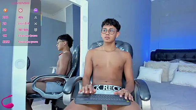 Snapshot of Dawn16_ chatting on November 2025 09:27:02 PM Dawn16 online show from November 2025 09:27:02 PM