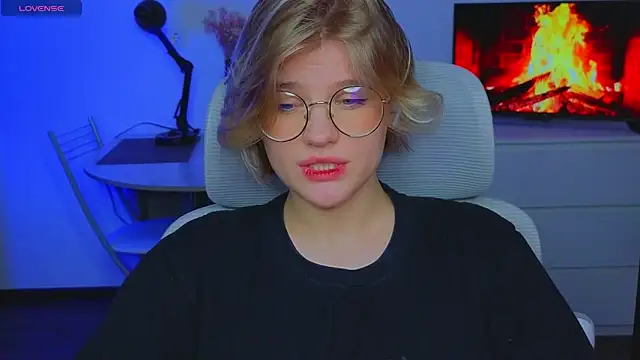  JessieVibes online show from January 2025 05:21:01 PM