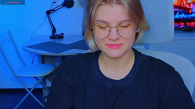  JessieVibes online show from January 2025 05:42:02 PM