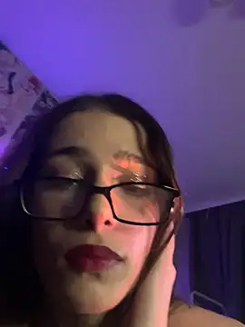 Snapshot of mollyEXD chatting on January 2025 10:42:02 AM mollyEXD online show from January 2025 10:42:02 AM