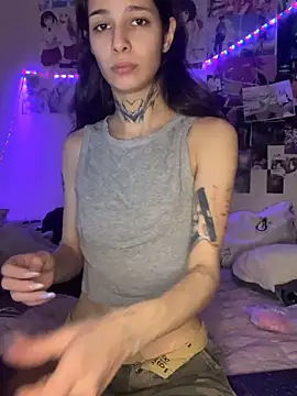 Snapshot of mollyEXD chatting on January 2025 05:30:01 PM mollyEXD online show from January 2025 05:30:01 PM