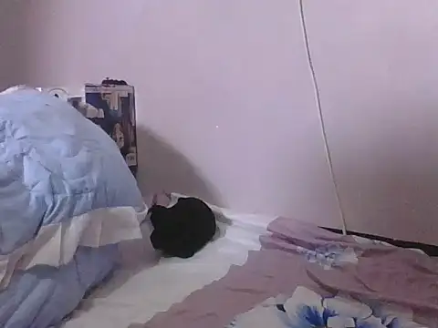 hungrydog18 online show from October 2025 11:52:01 AM